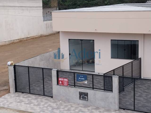 Casa para Locação em Navegantes - 2