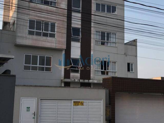 #212 - Apartamento para Venda em Navegantes - SC - 3